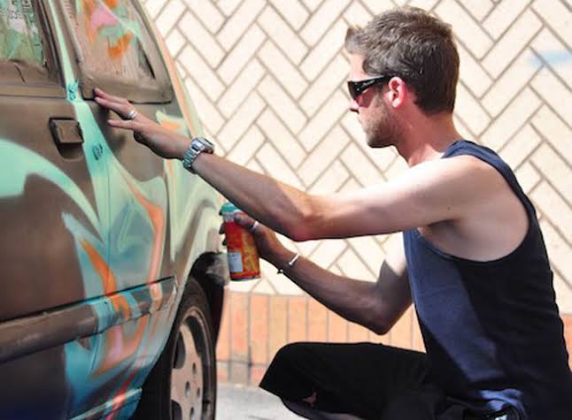 How To Paint A Car ? DIY Car Painting Tips To Save Bucks